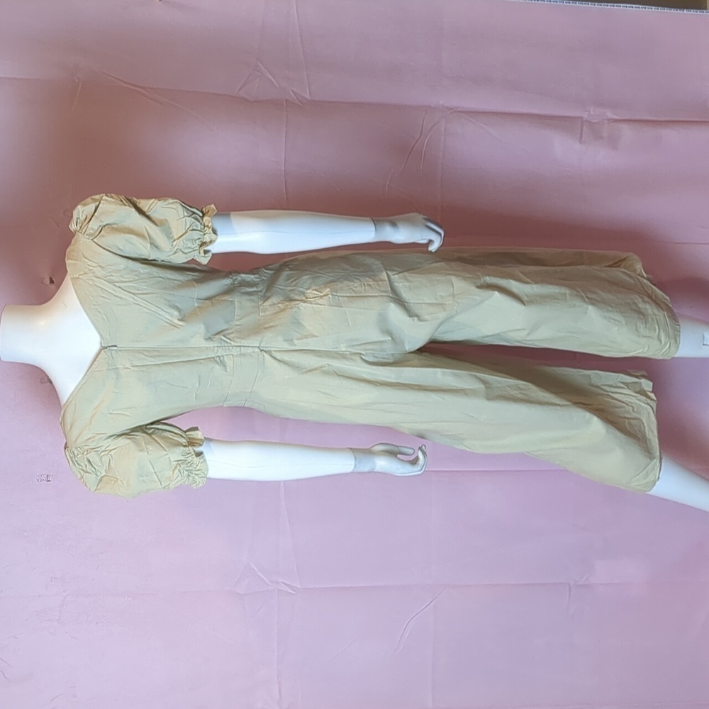 Nasty Gal Tie Front Puff Sleeve Cut Out Culotte Jumpsuit in Stone size 2 - Picture 3 of 6
